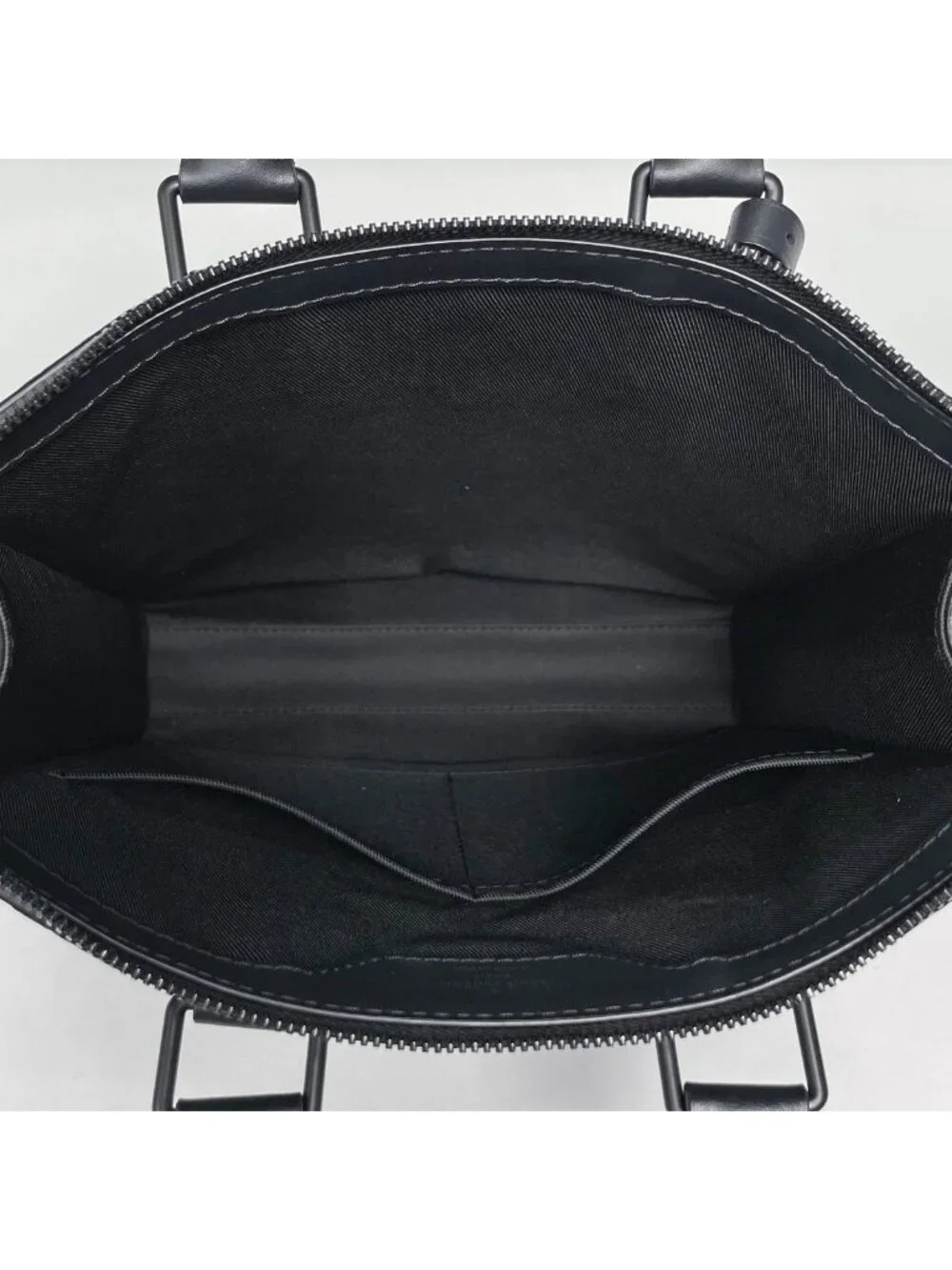 Louis Vuitton Sac Plat Cross Tote 2-Way Shoulder Bag Monogram Taurillon Noir